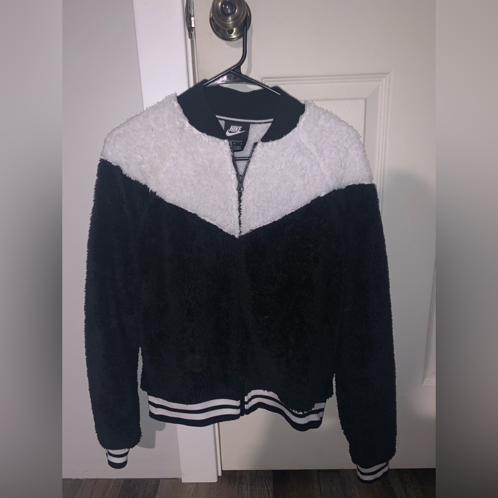 Womens Nike Zip Up